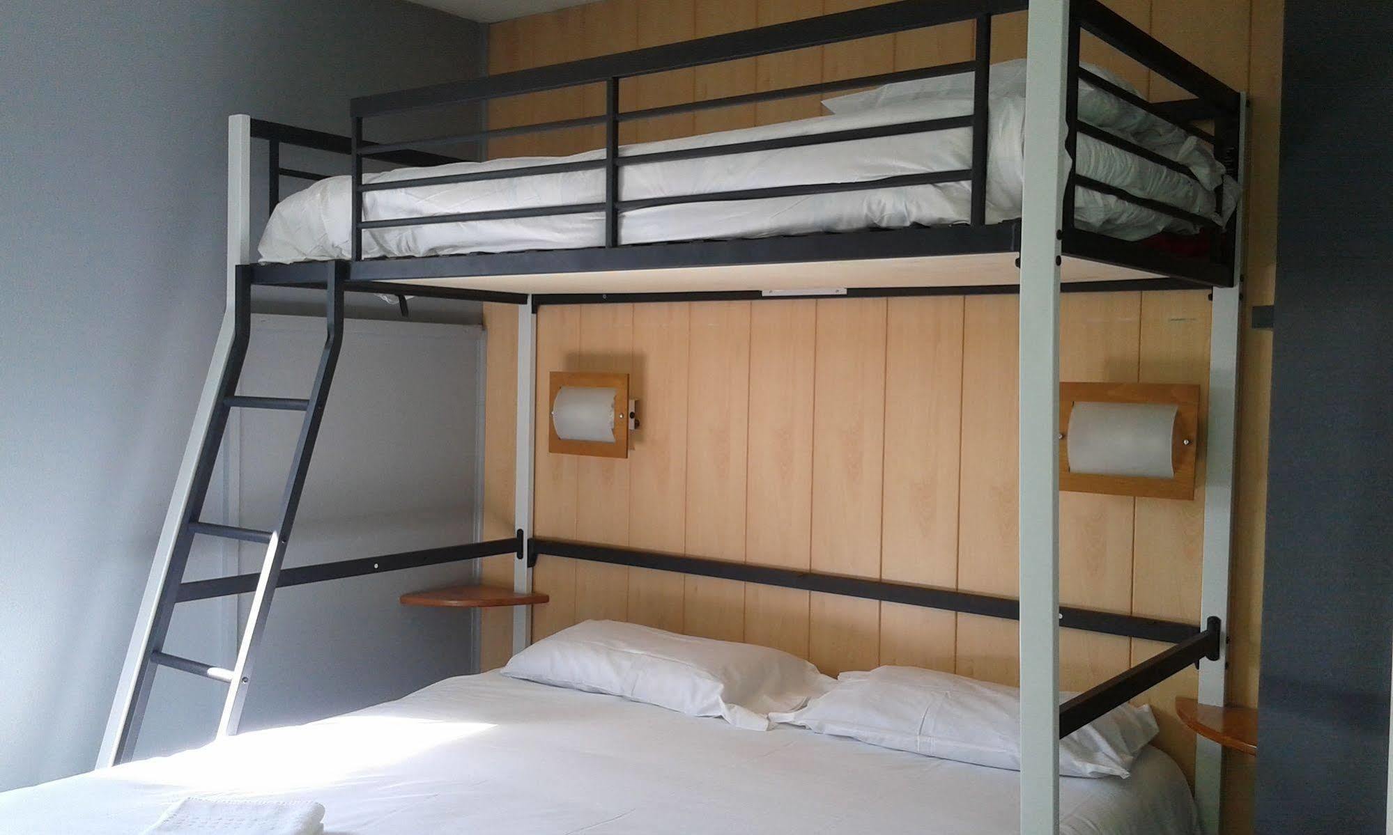 Fasthotel การ์กาซอน ภายนอก รูปภาพ